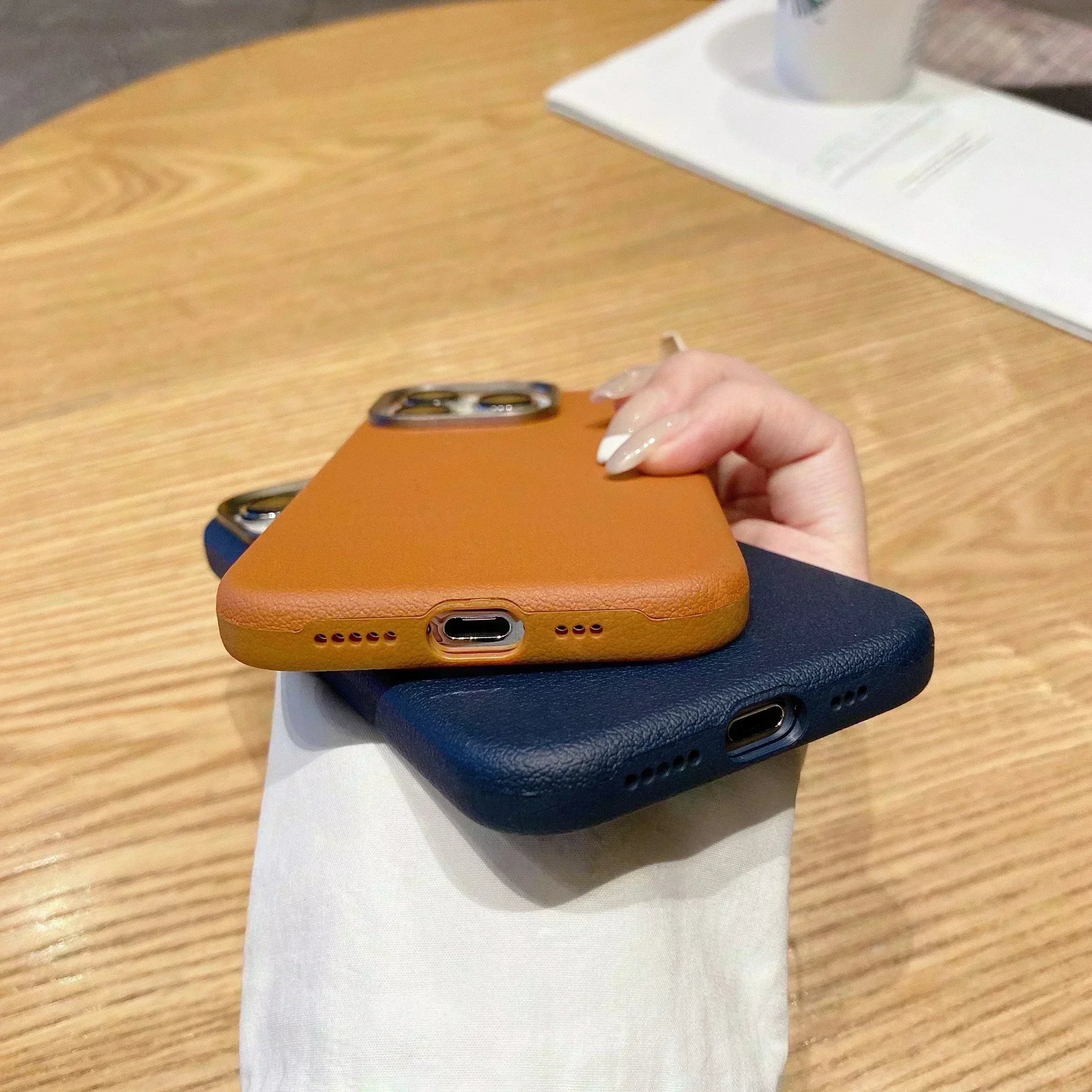 High-End Leather Case - iPhone 15 Pro Max