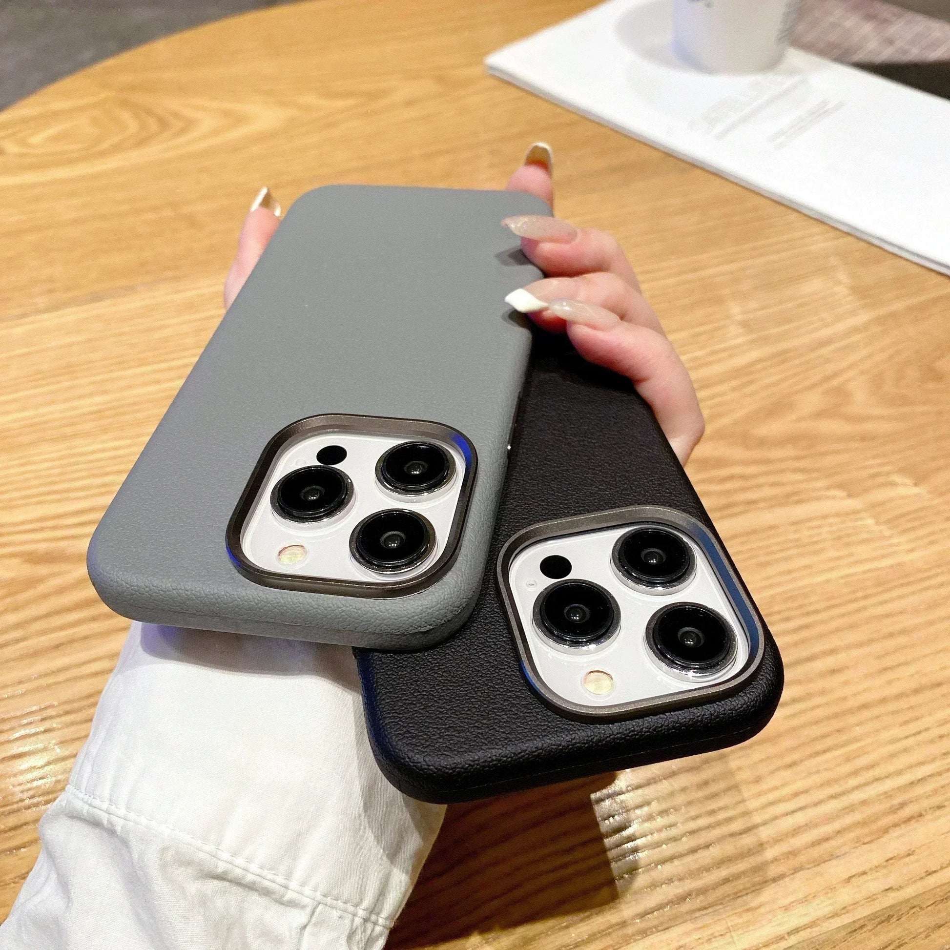 High-End Leather Case - iPhone 15 Pro Max