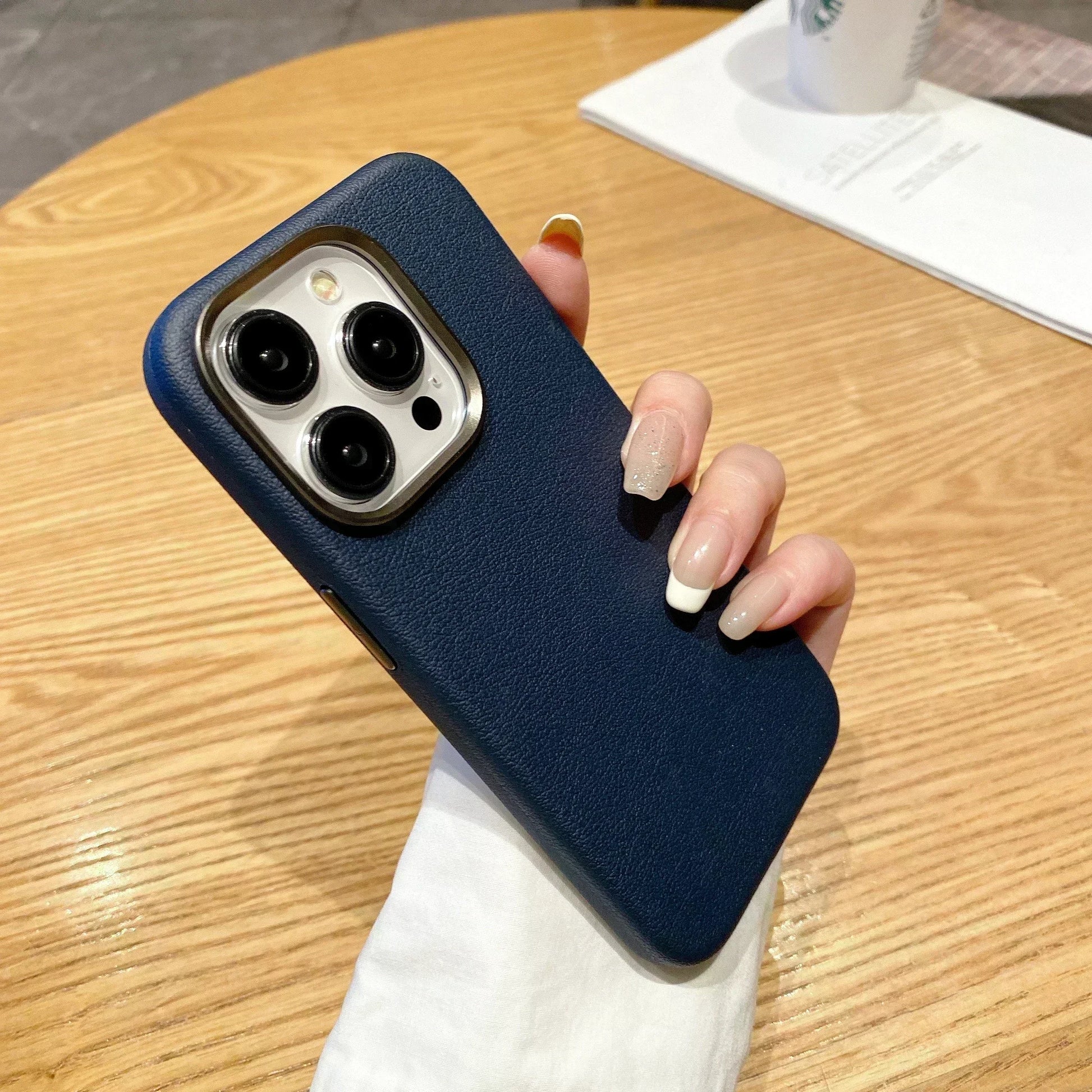 High-End Leather Case - iPhone 15 Pro Max