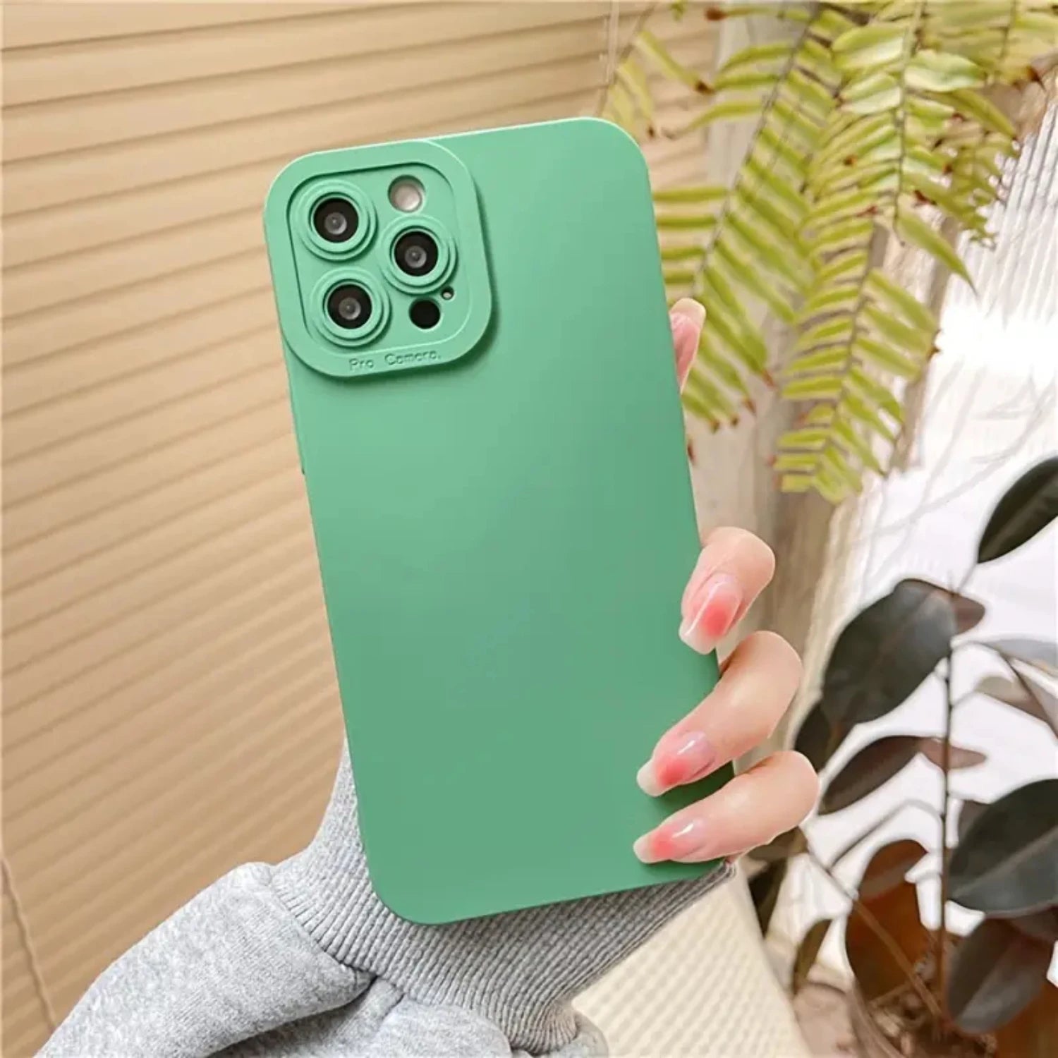 Luxurious Silicone Solid Case - iPhone 1-14 Pro Max