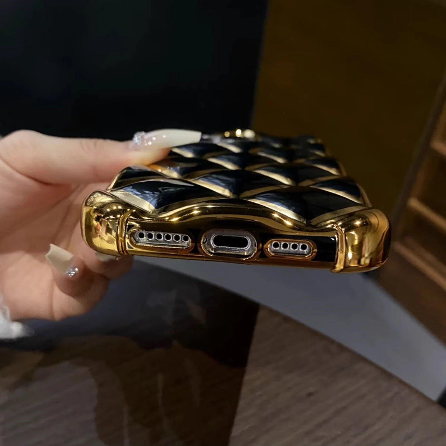Gold Grid Shockproof Case - iPhone 12-14 Pro Max