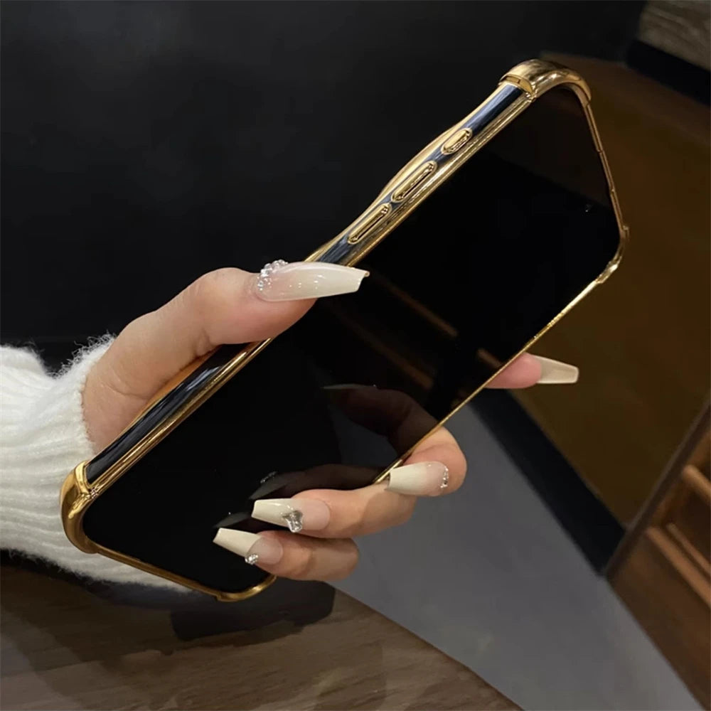 Gold Grid Shockproof Case - iPhone 12-14 Pro Max