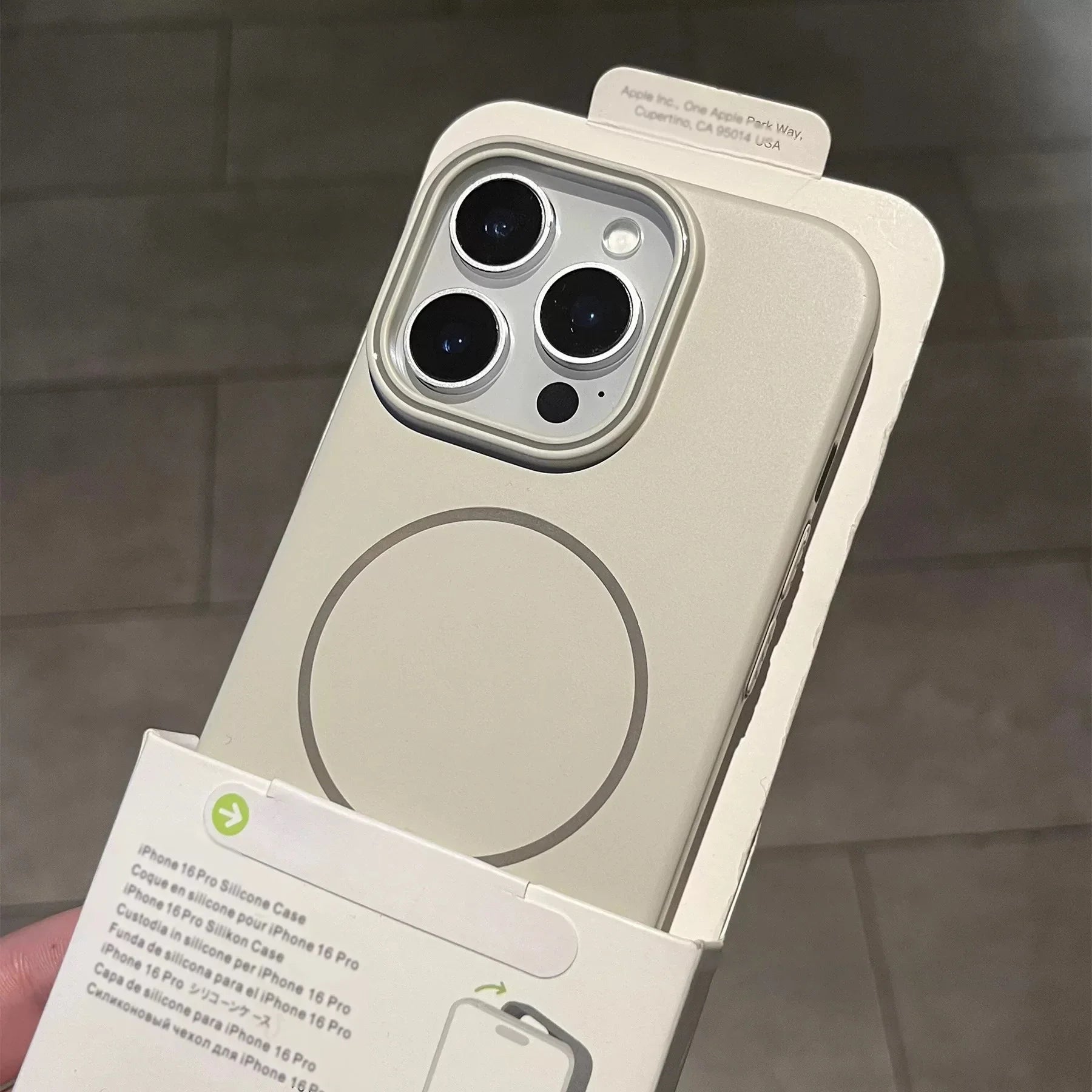 Ultra Thin PC Magsafe Case - iPhone 11-15 XR XS Max