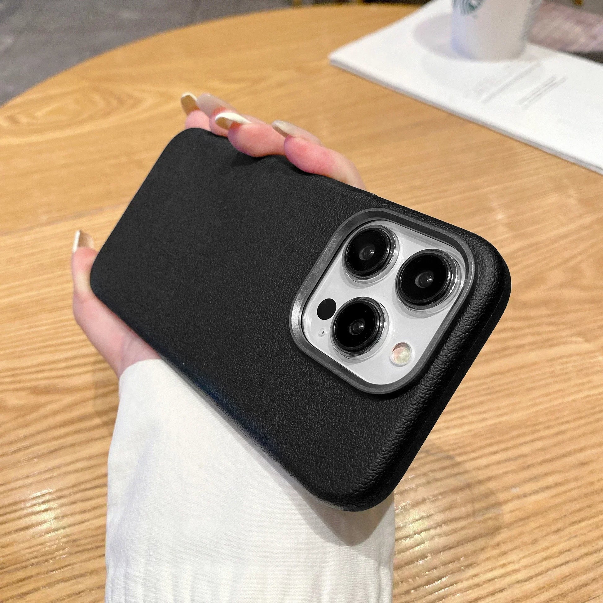 High-End Leather Case - iPhone 15 Pro Max